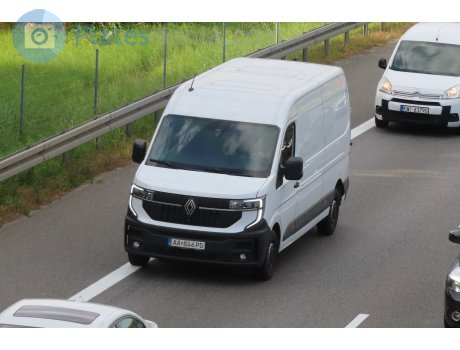 AA 846PD, Renault Master