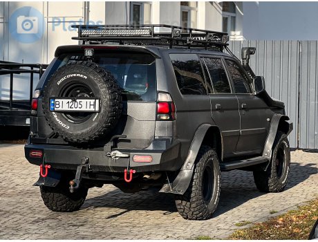 BI 1205 IH, Mitsubishi Pajero Sport