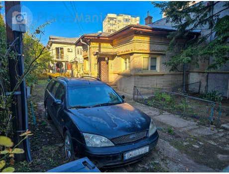 B 56 VFB, Ford Mondeo