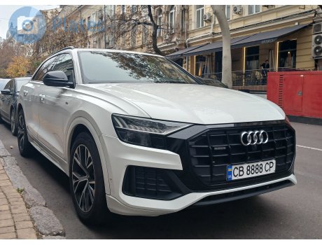 CB 8888 CP, Audi Q8