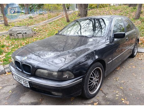 B 887 BB, BMW 5 Series