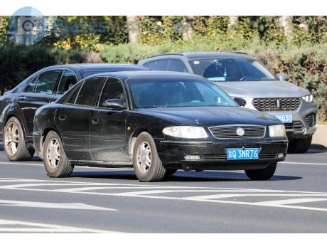 京Q·3NR76, Buick Regal