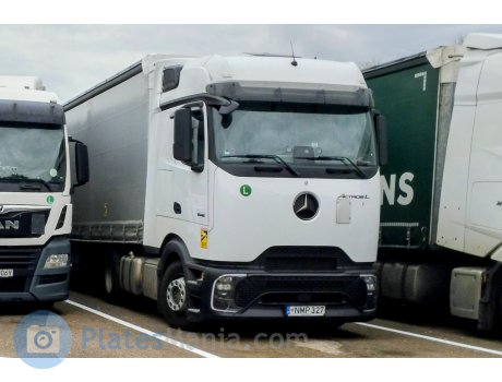 NMP 327, Mercedes-Benz Actros