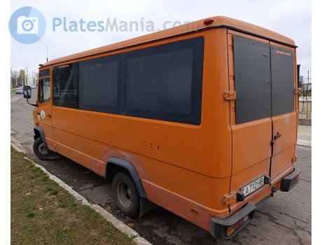 A 712 HB, Mercedes-Benz T2