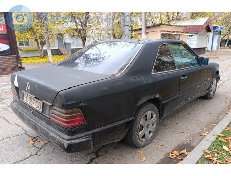 C 057 CO, Mercedes-Benz E-Klasse