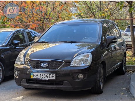 BB 1384 BP, Kia Carens