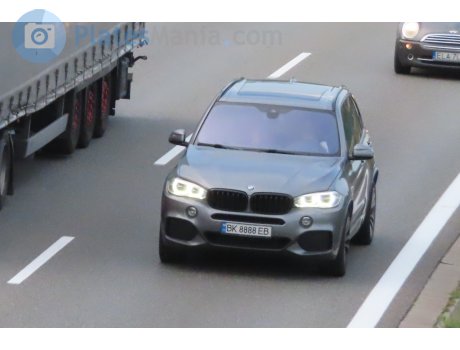 BK 8888 EB, BMW X5