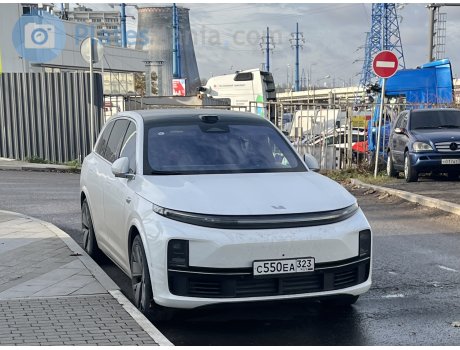 с550еа323, Li Xiang L7