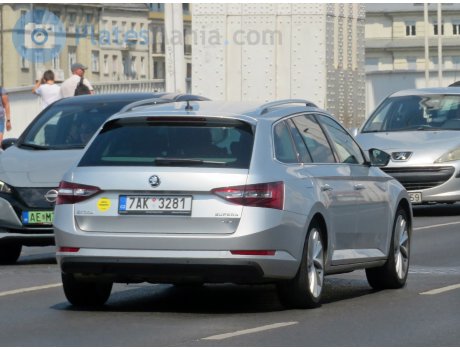 7AK 3281, Skoda Superb
