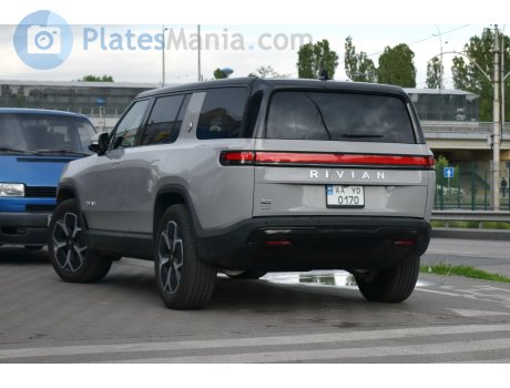 AA 0170 YD, Rivian R1S