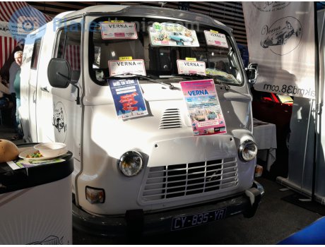 CY-835-YR, Renault Estafette