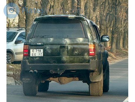 е718ее41, Toyota Hilux Surf