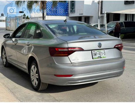 UWP-421-D, Volkswagen Jetta