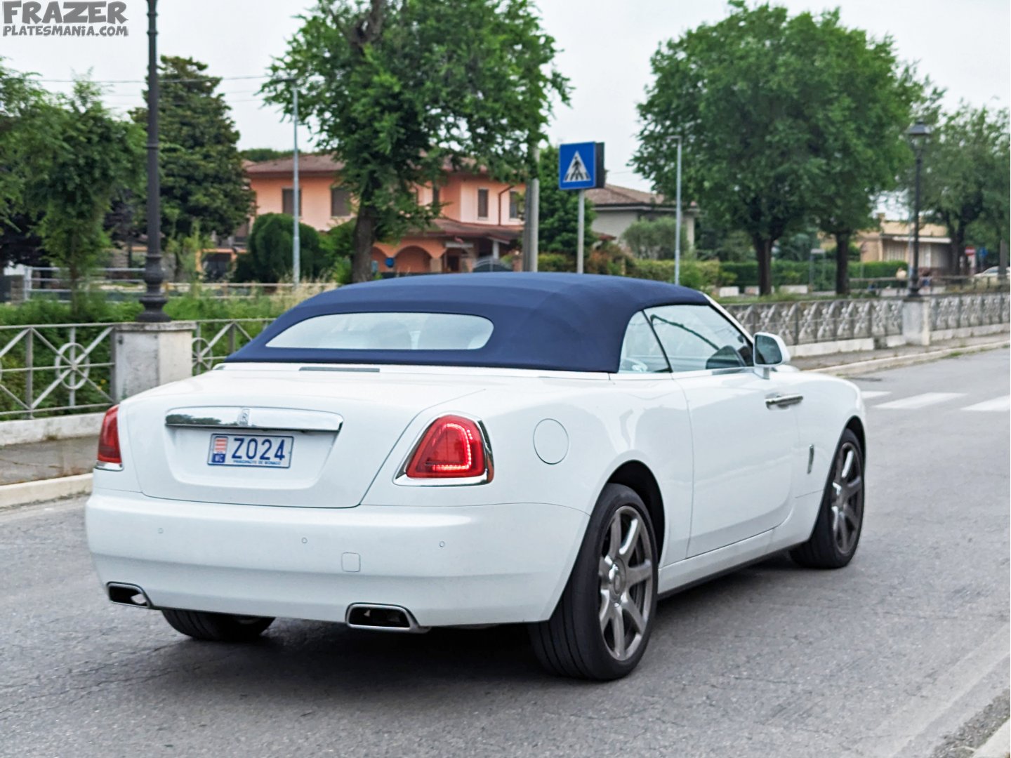 Z024, Rolls-Royce Dawn 1st gen (RR6), 2015–2023