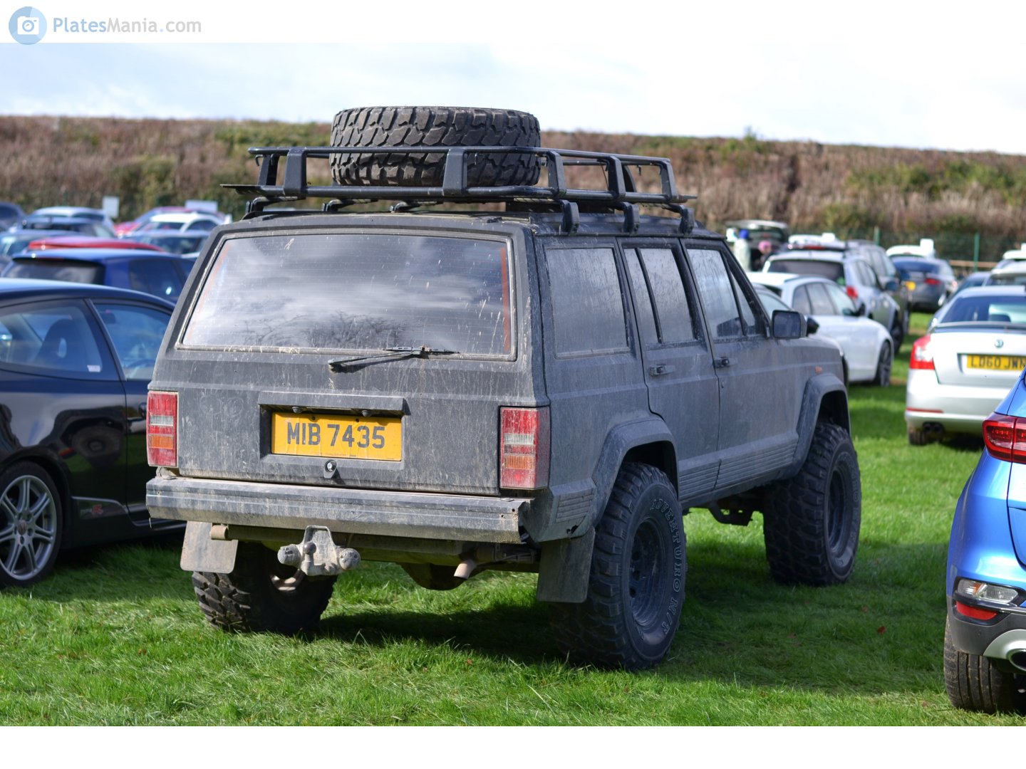 MIB7435, Jeep Cherokee 2nd gen 5-door SUV (XJ), 1983–2001