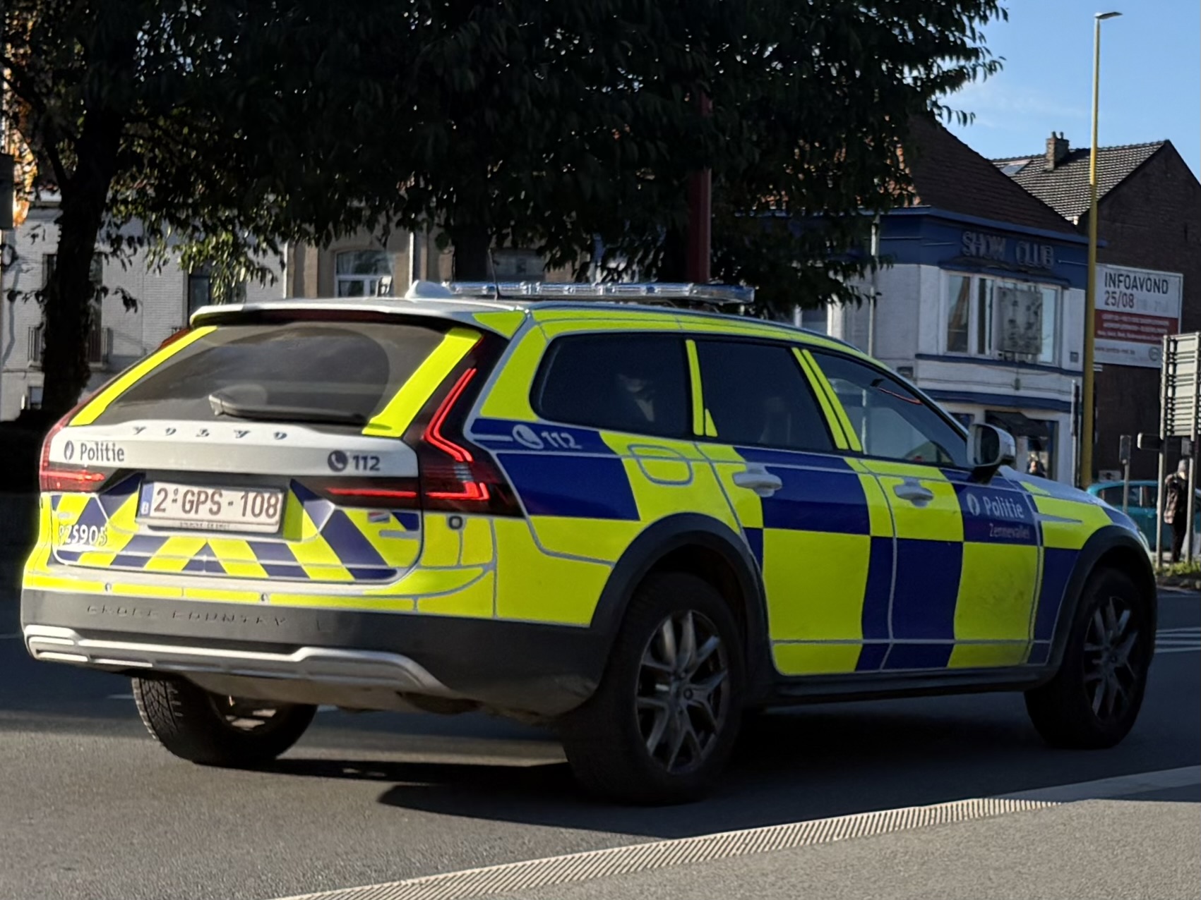 2-GPS-108, Volvo V90 2nd gen Cross Country (235/236), 2016–