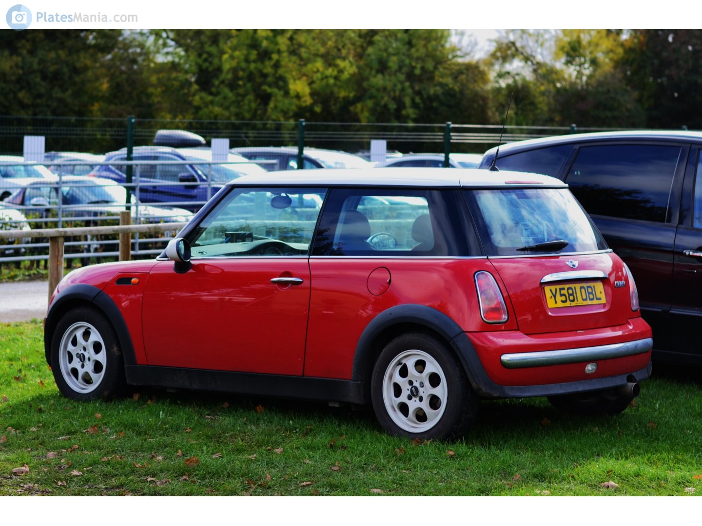 Y581OBL, MINI Hatch 1st gen (R50/R53), 2000–2006