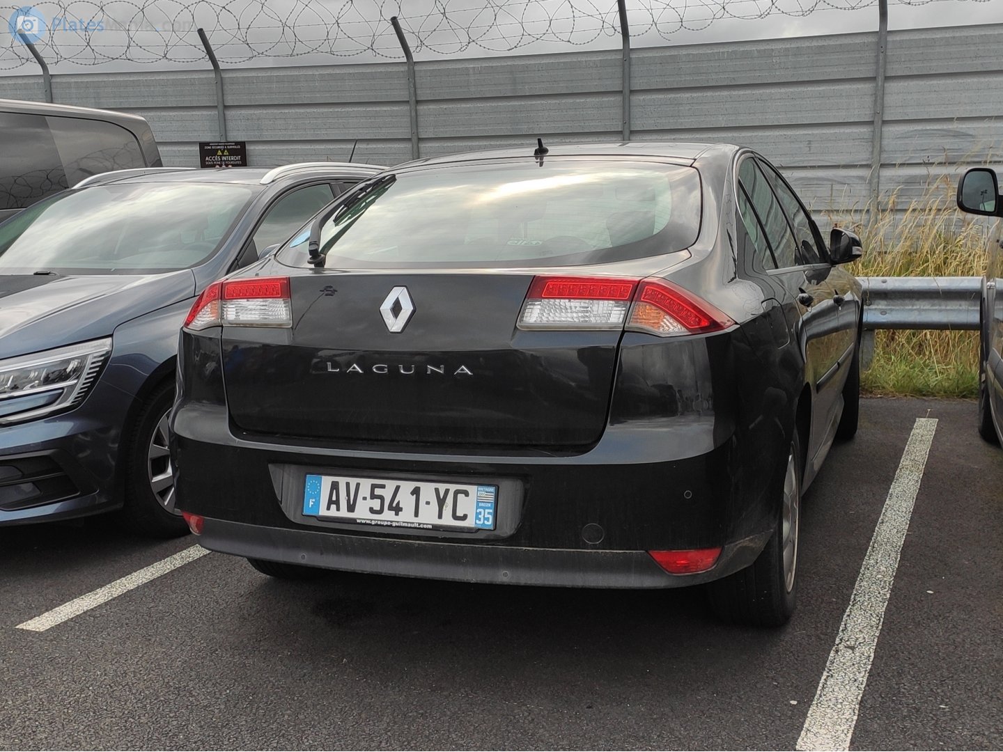 AV-541-YC, Renault Laguna 3rd gen Liftback (X91), 2007–2015