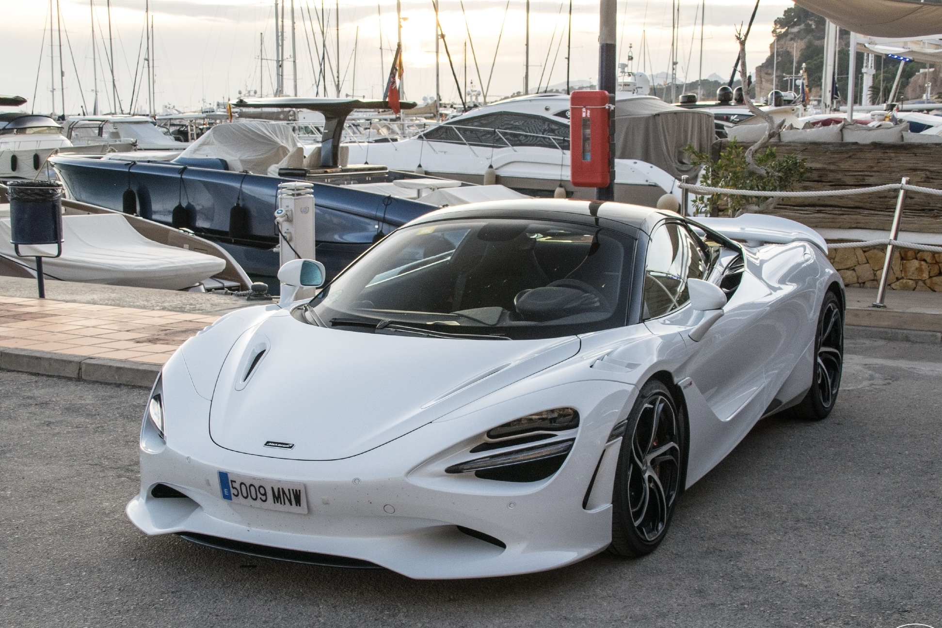 5009 MNW, McLaren 750S Spider, 2023–