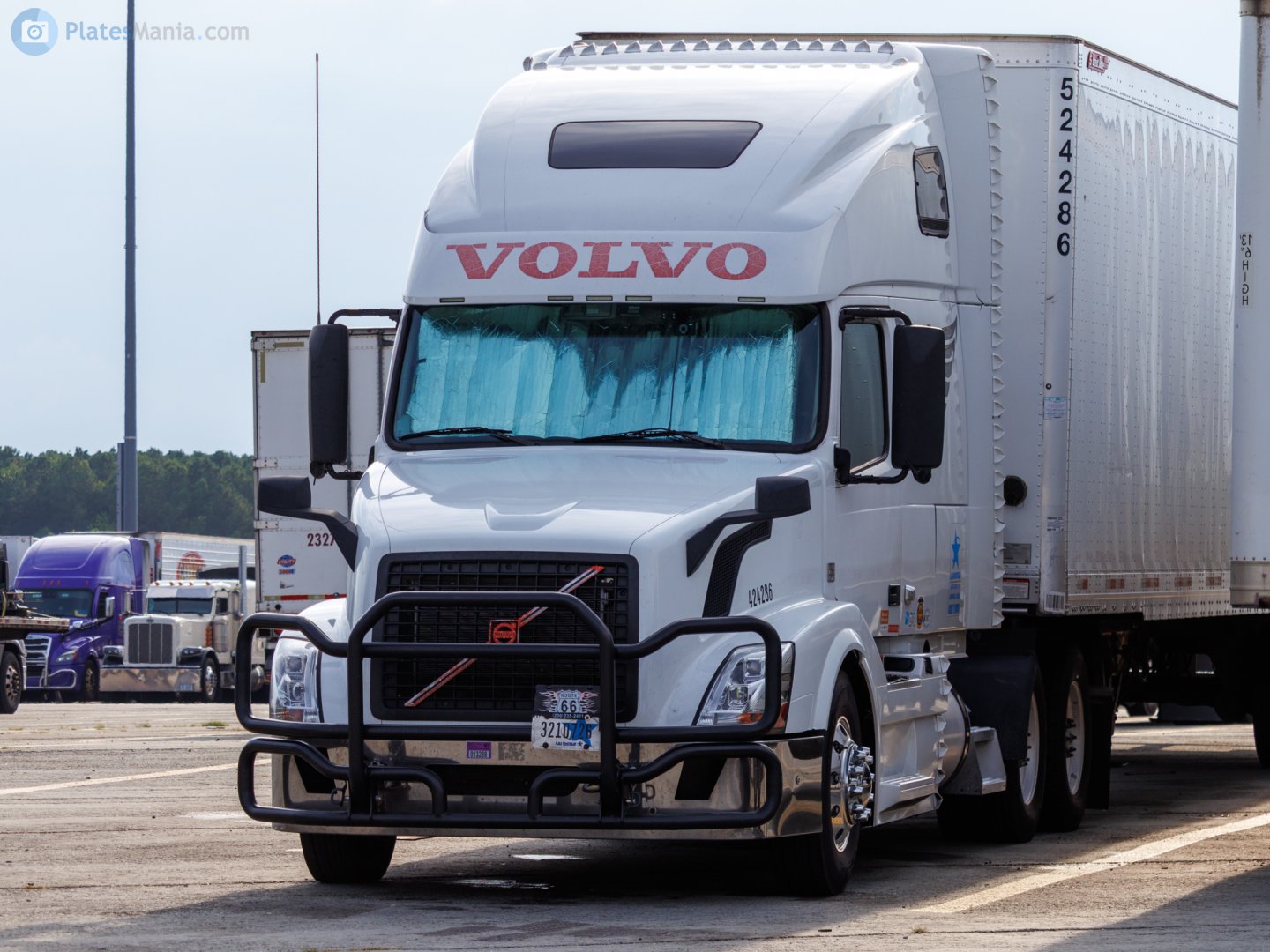 3210726, Volvo VN Series 2nd gen VNL, 2002­–2017