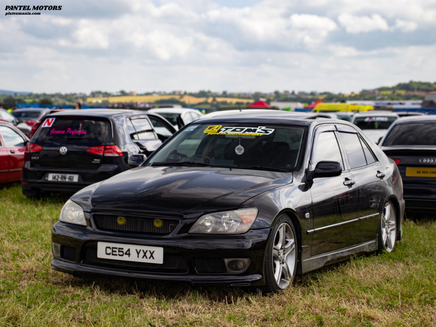 CE54YXX, Lexus IS 1st gen Sedan (XE10), 1999–2005