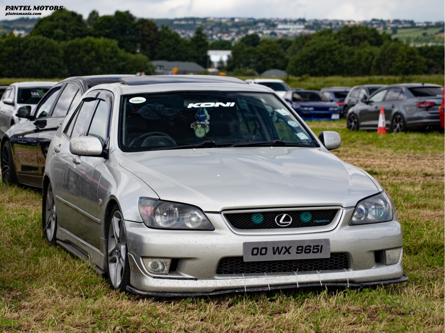 00-WX-9651, Lexus IS 1st gen Sedan (XE10), 1999–2005