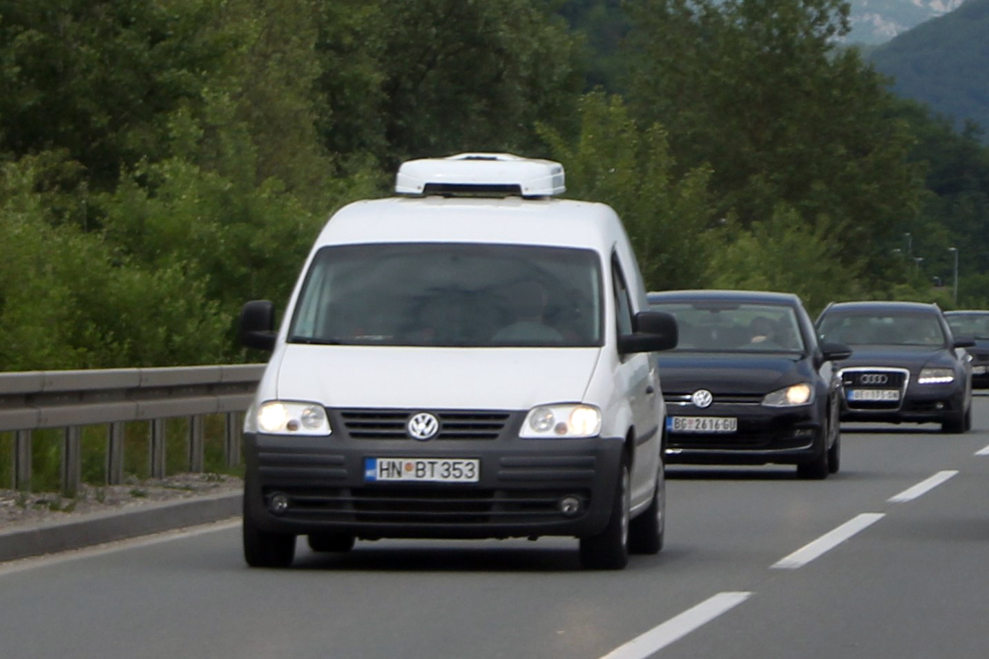 HN BT353, Volkswagen Caddy 3rd gen (2K), 2004–2010