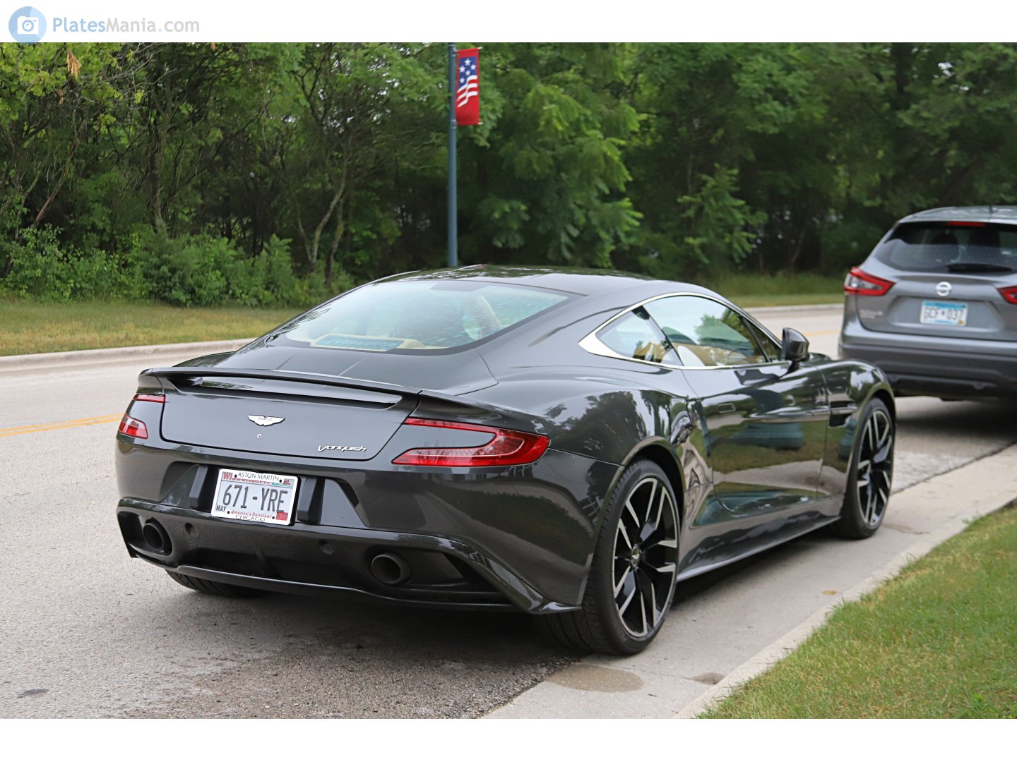 671-YRE, Aston Martin Vanquish 2nd gen, 2012–2018