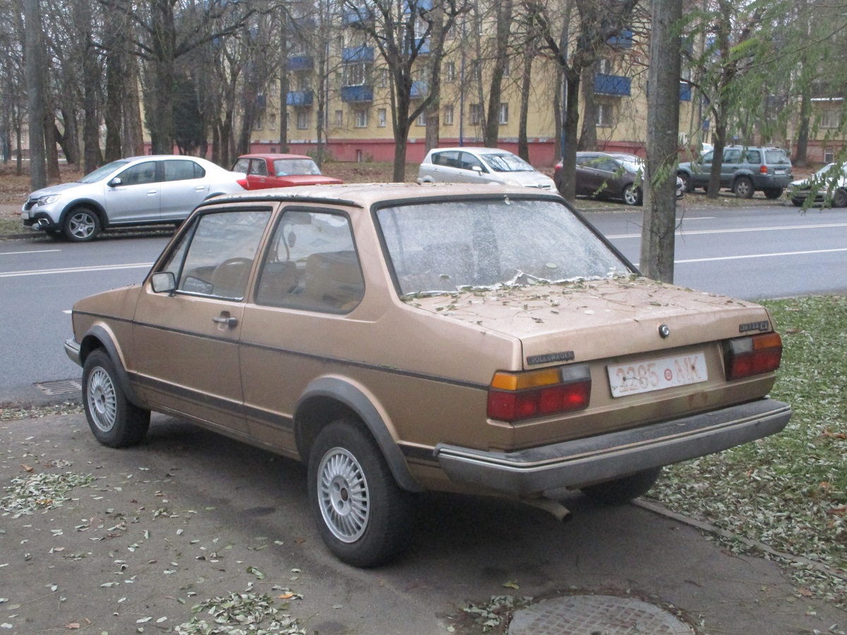 2285 MK, Volkswagen Jetta 1st gen 2-door Sedan (16), 1979–1984