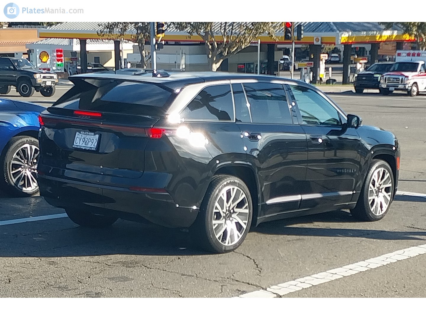 CY92P92, Jeep Wagoneer S 