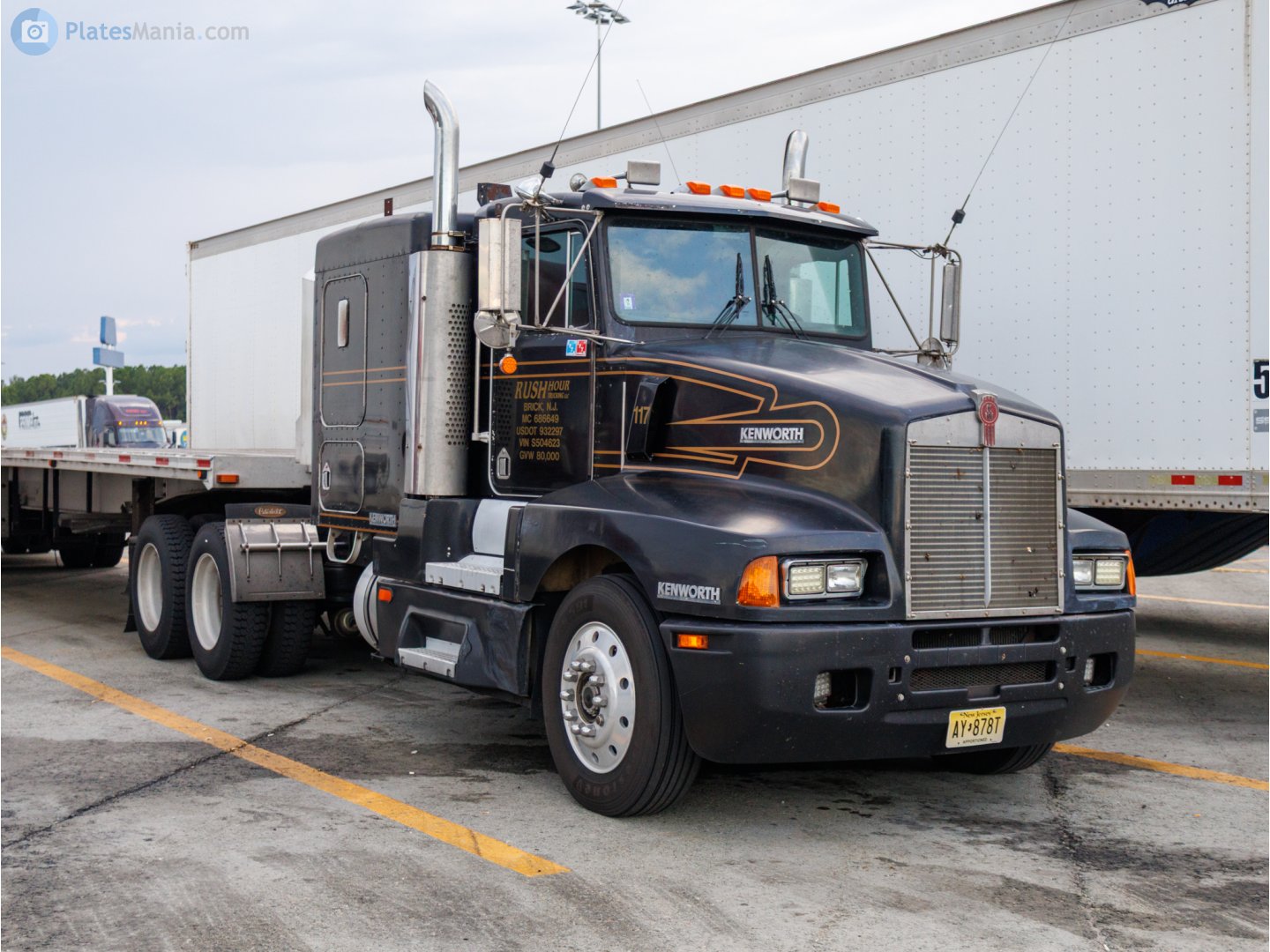 AY-878T, Kenworth T600 