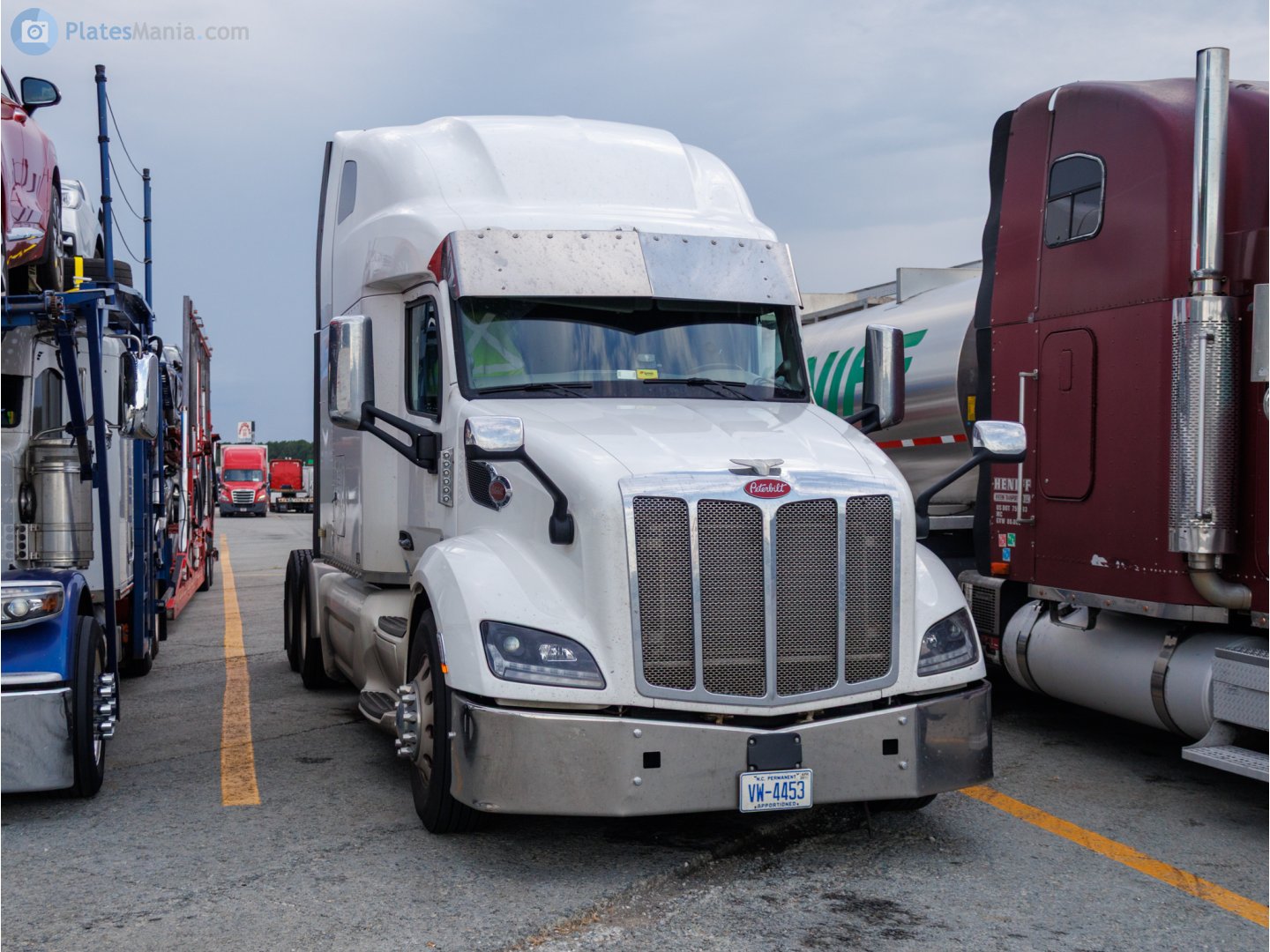 VW-4453, Peterbilt 579 1st gen, 2012–2022