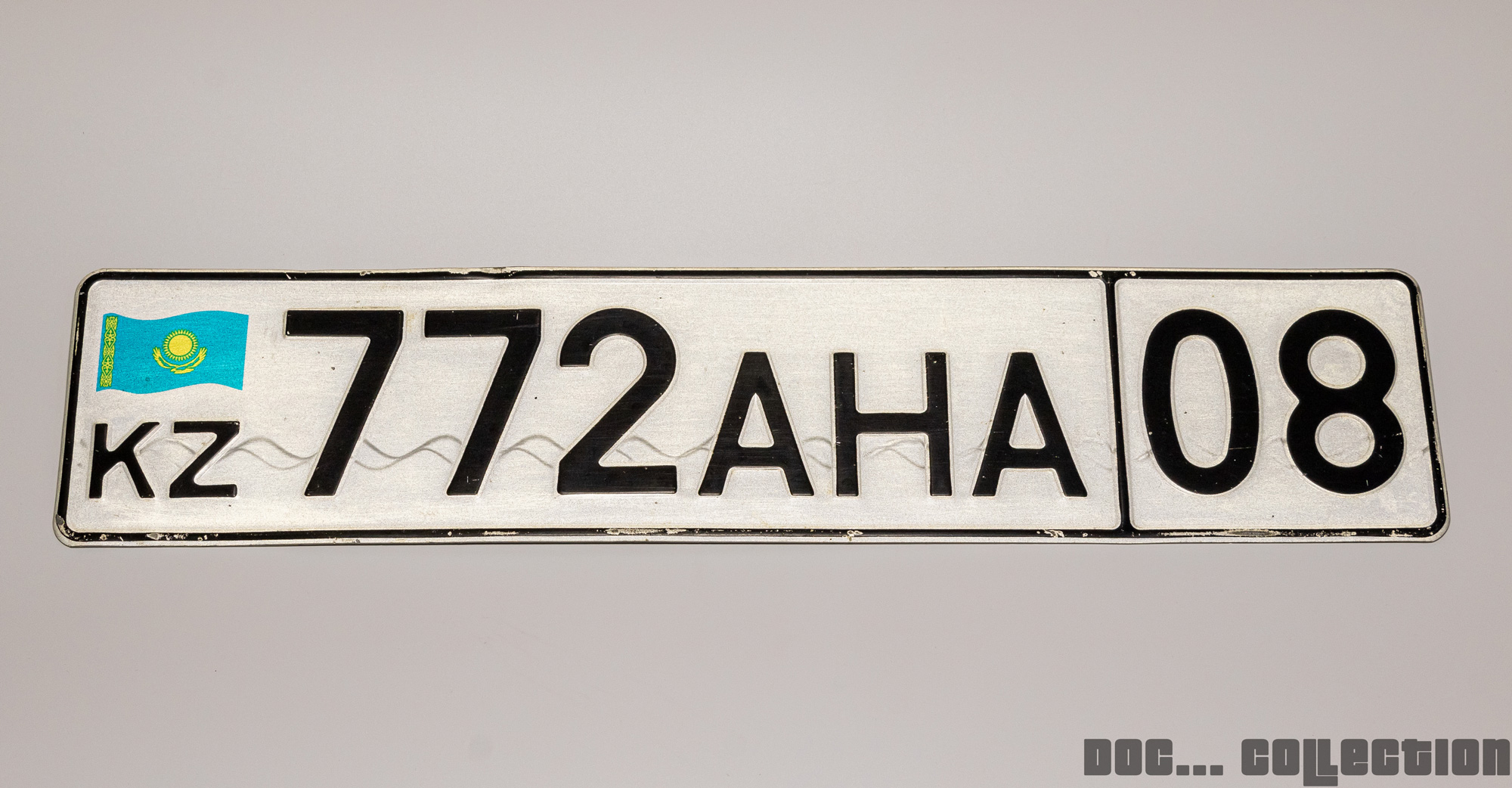 772 AHA 08, License plate without vehicle 