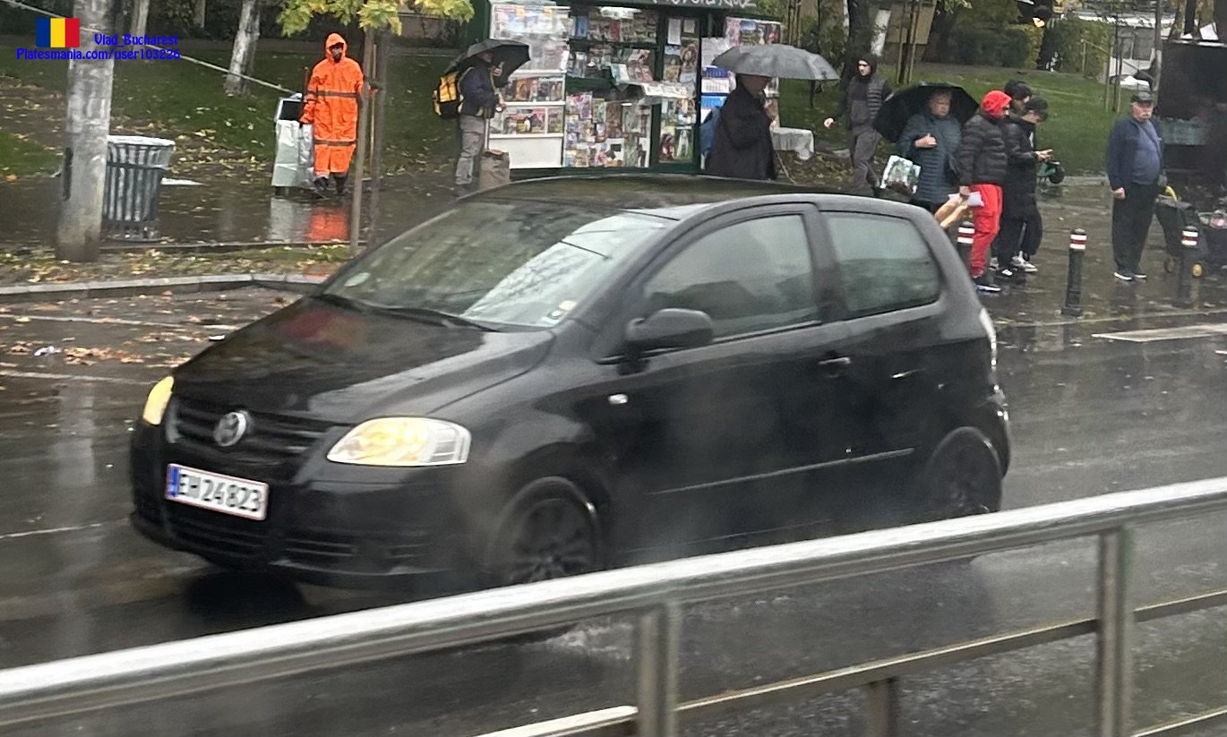 EH 24823, Volkswagen Fox 1st gen 3-door Hatch (5Z; Global-market), 2003–2011