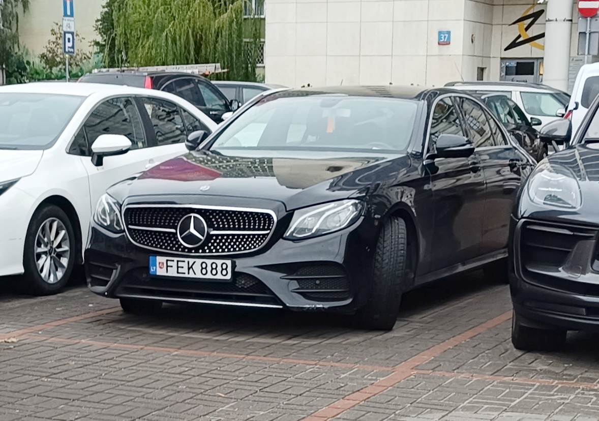 FEK 888, Mercedes-Benz E-Klasse 5th gen Sedan (V213/W213), 2016­–2020