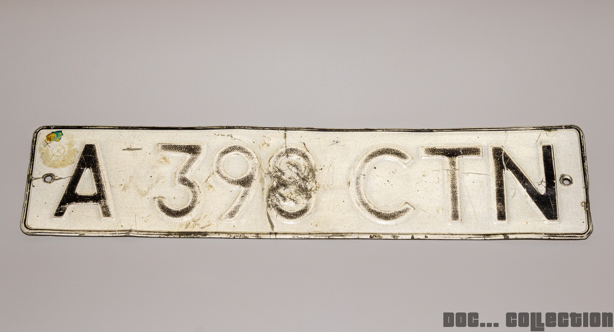 A 398 CTN, License plate without vehicle 