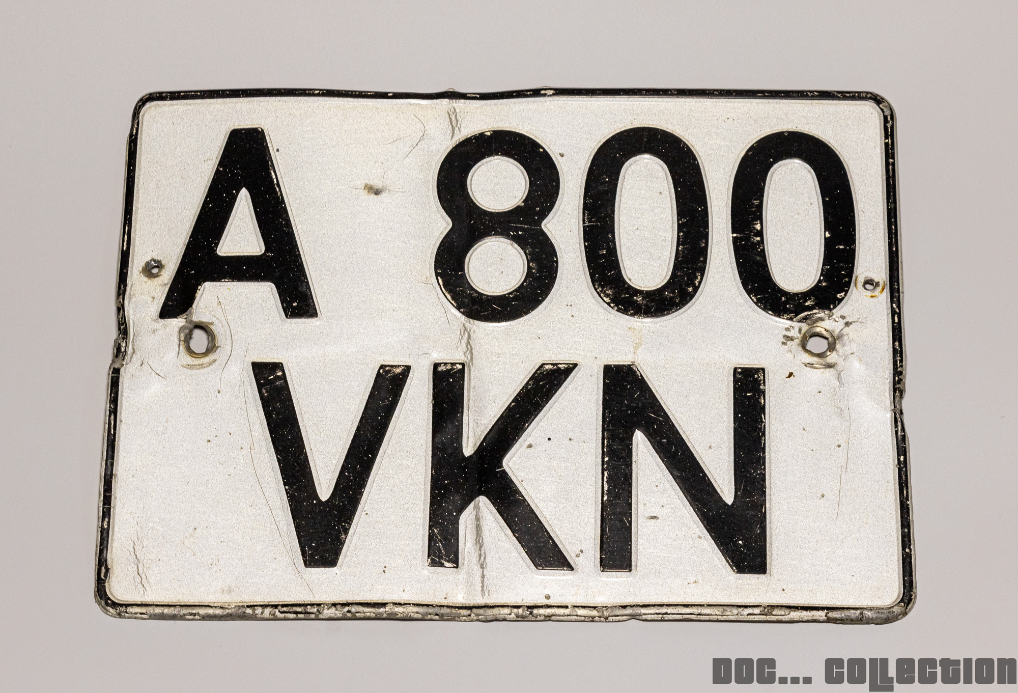 A 800 VKN, License plate without vehicle 
