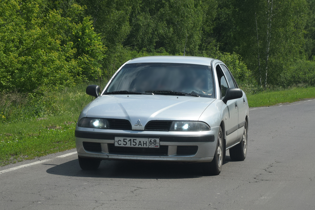 с 515 ан 68, Mitsubishi Carisma 1st gen Sedan (DA2A), facelift, 1999–2004