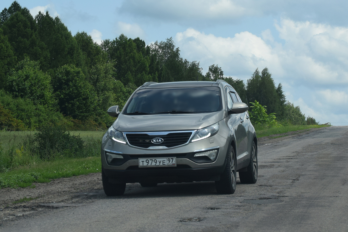 т 979 уе 97, Kia Sportage 3rd gen (R) (SL), 2010–2016