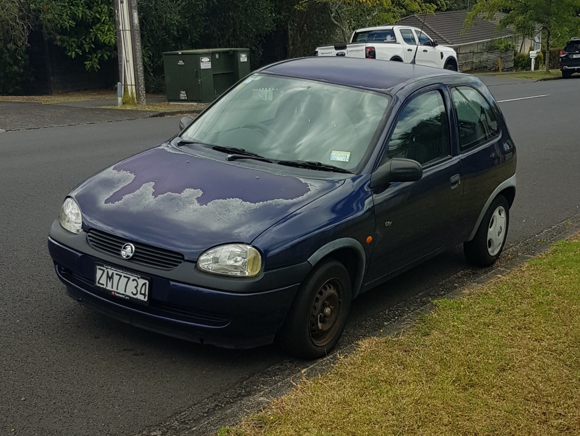 ZM7734, Holden Barina 3rd gen 3-door Hatch (SB), 1994–2001