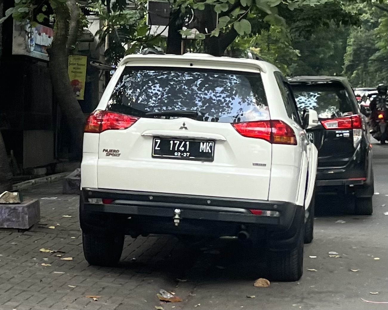 Z 1741 MK, Mitsubishi Pajero Sport 2nd gen (KG/KH/PB), 2008–2016