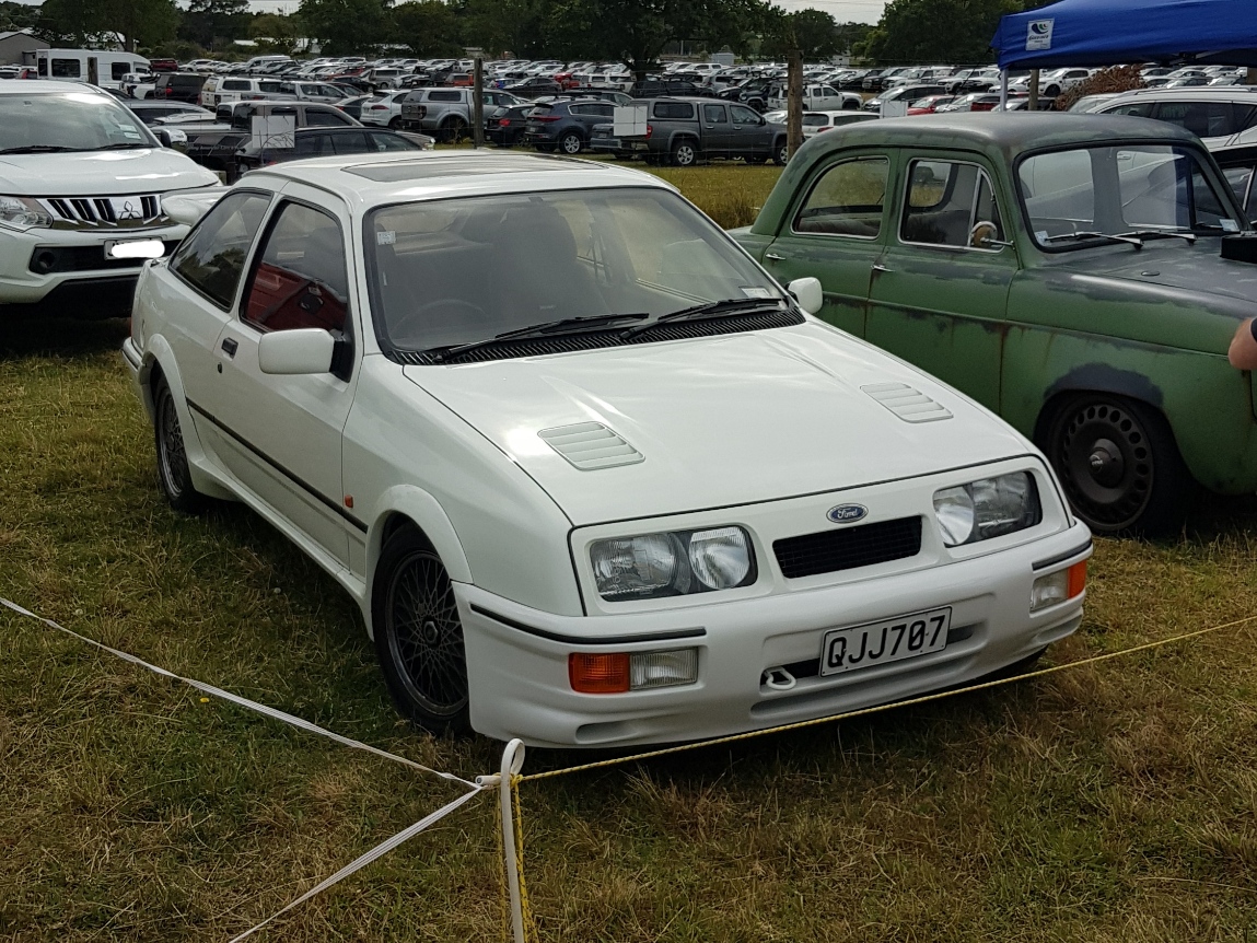 QJJ707, Ford Sierra 1st gen 3-door Liftback (BED/BBC), 1982–1987