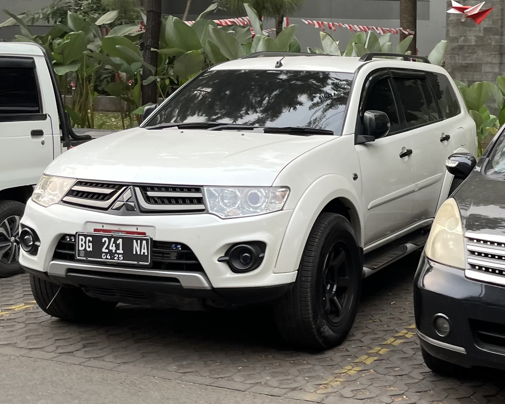 BG 241 NA, Mitsubishi Pajero Sport 2nd gen (KG/KH/PB), 2008–2016