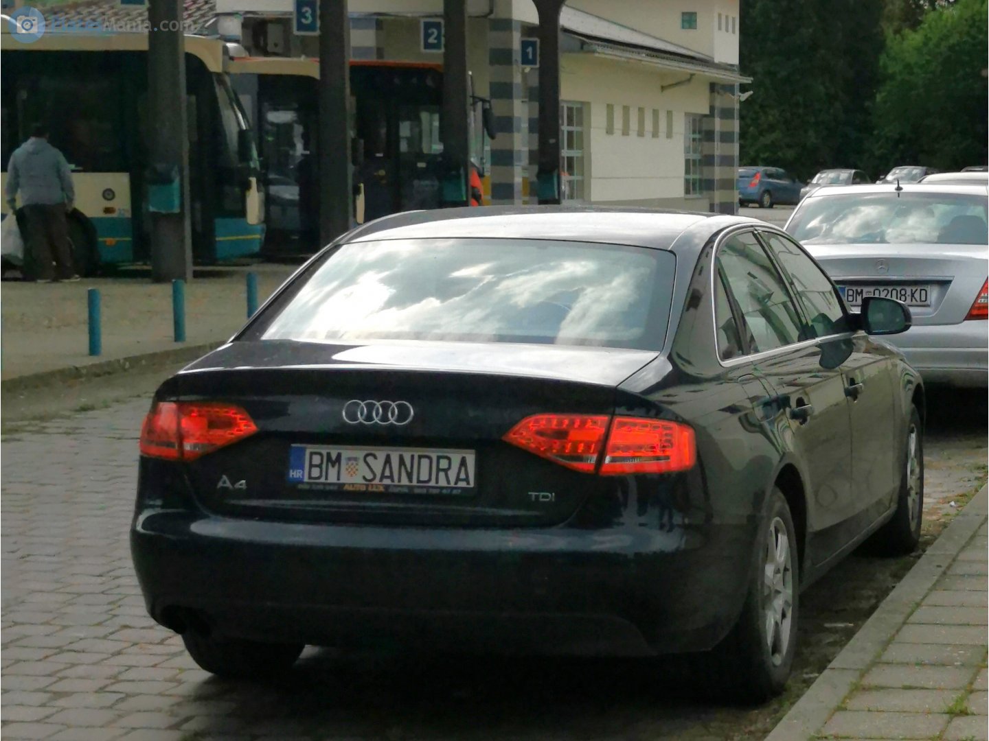 BM SANDRA, Audi A4 4th gen Sedan (B8/8K2), 2007–2012