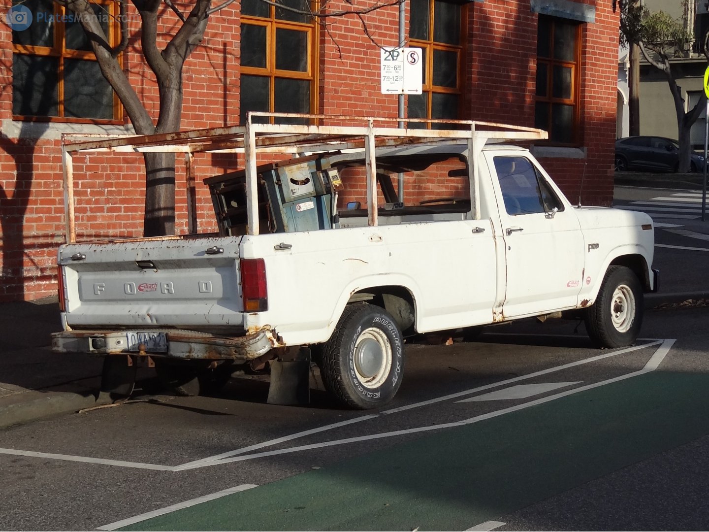 OWA-923, Ford F-100 7th gen, 1979–1983