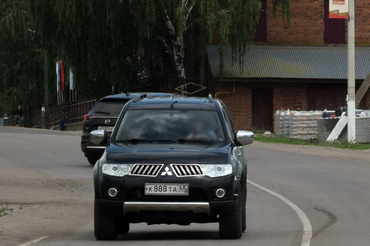 к 888 та 68, Mitsubishi Pajero Sport 2nd gen (KG/KH/PB), 2008–2016