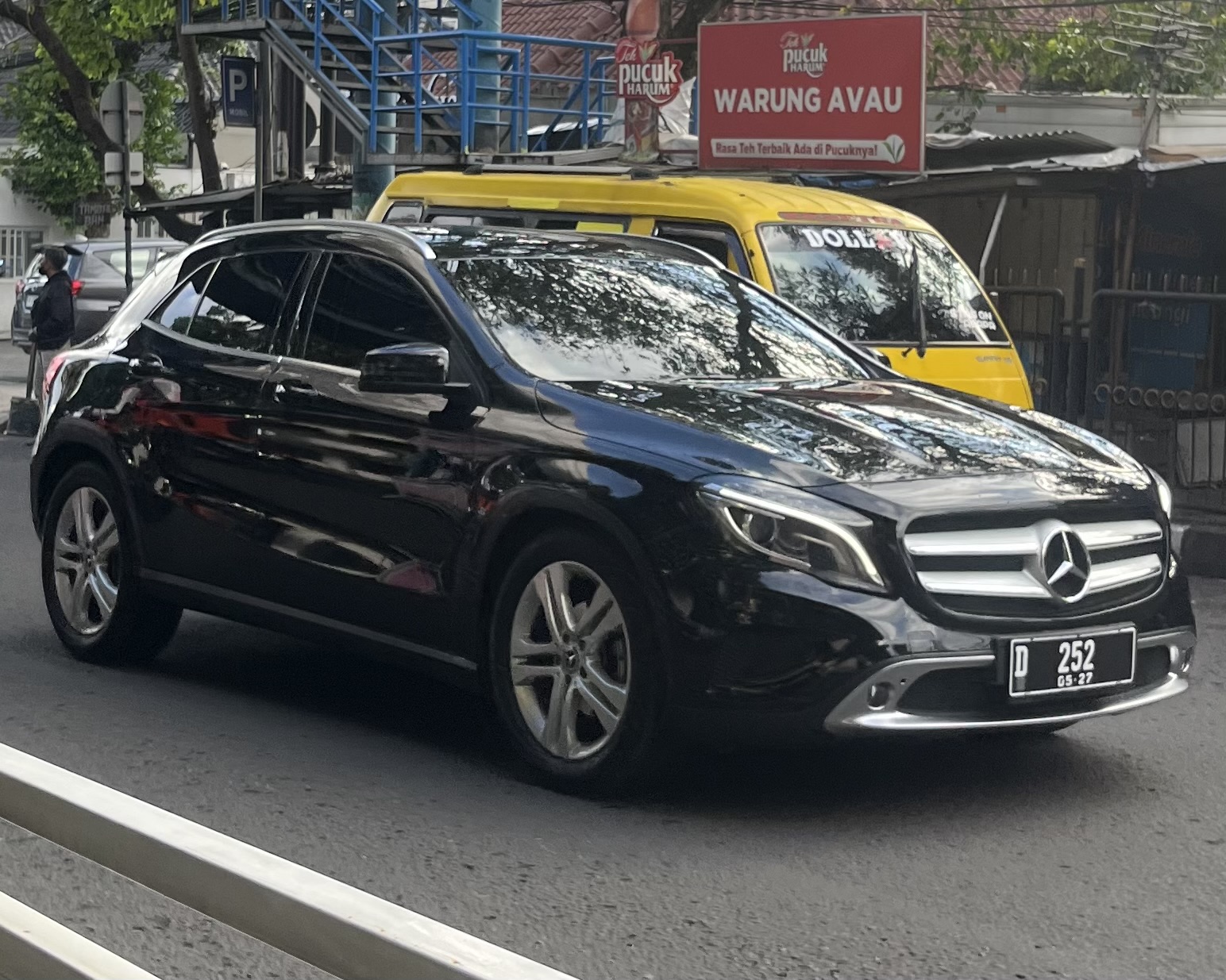 D 252, Mercedes-Benz GLA-Klasse 1st gen (X156), 2013–2019