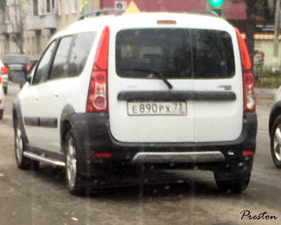 е 890 рх 73, Lada (VAZ) Largus 1st gen R90 Cross (KS0/RS0), 2014­–2020