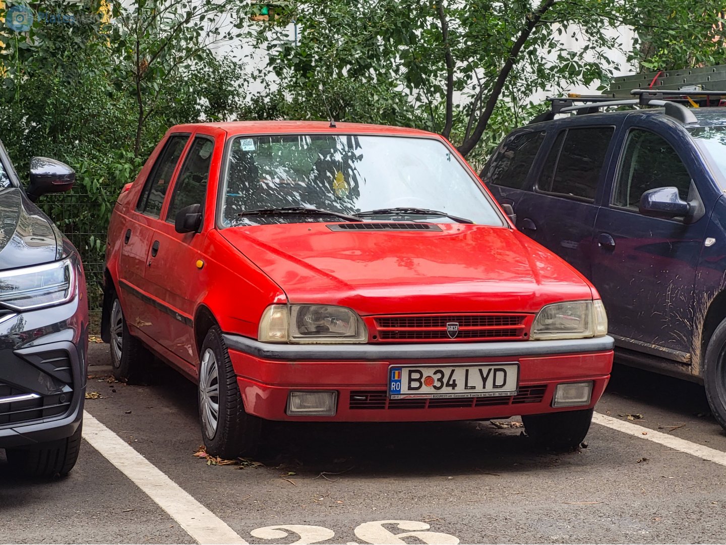 B 34 LYD, Dacia Super Nova 1st gen, 2000–2003