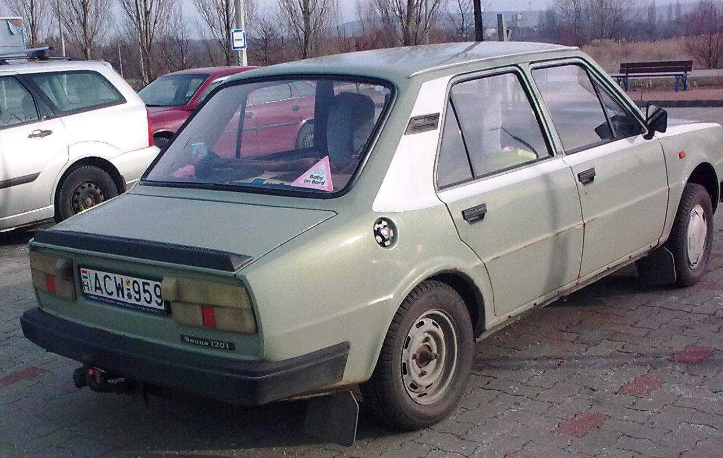 ACW-959, Skoda 120 2nd gen 120L, 1988–1989